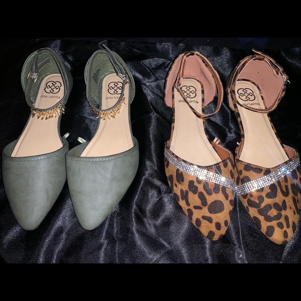 Wide fit flats